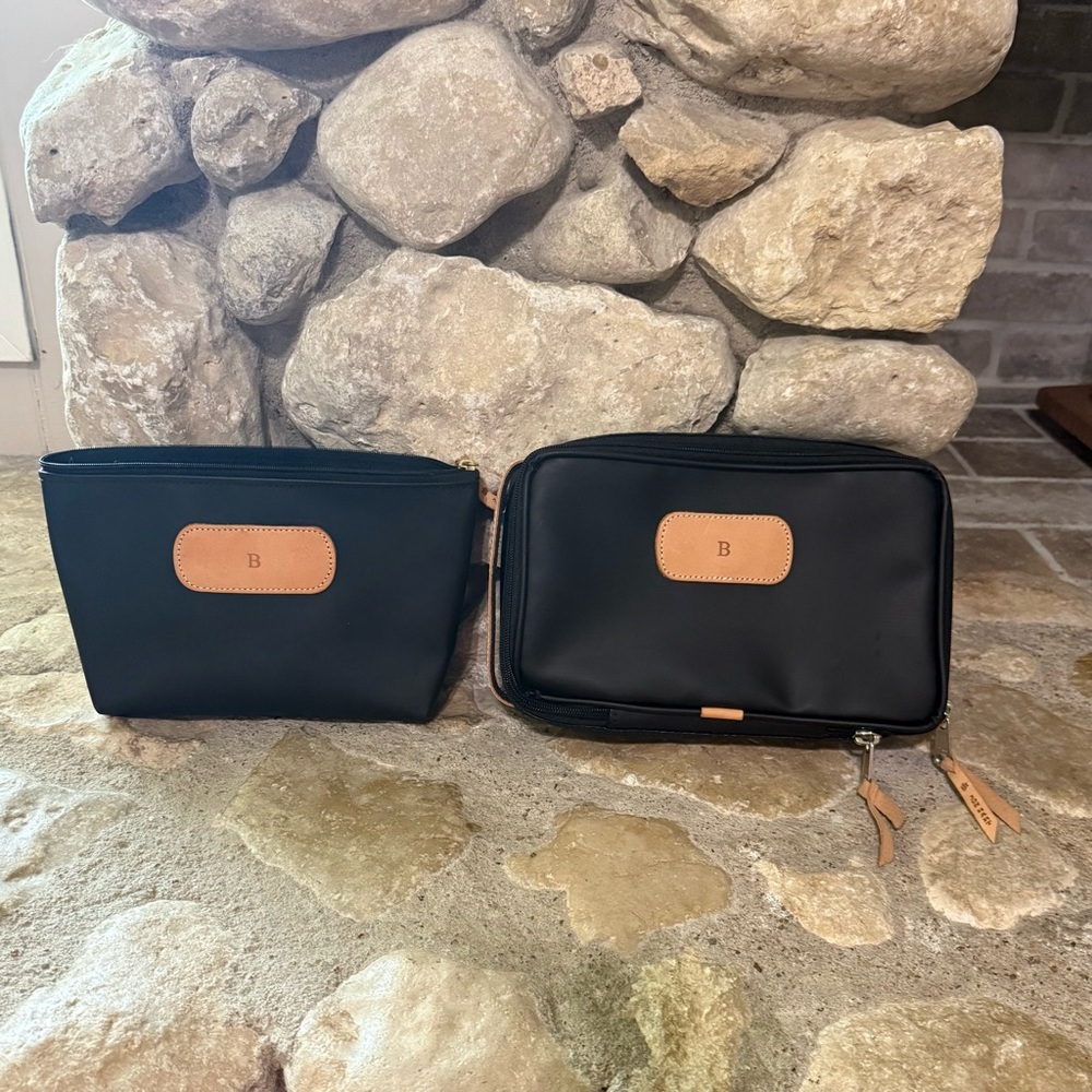 Jon Hart travel set